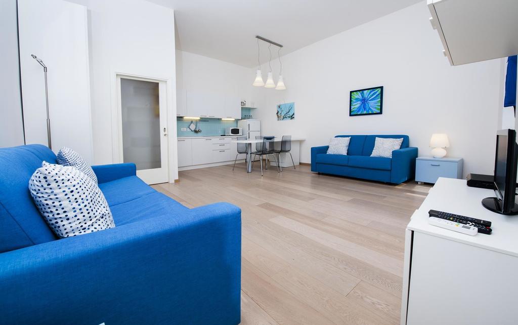 Apartment Al Porto Rovigno Esterno foto